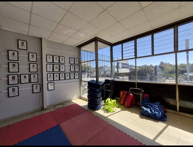 249M² OFFICE TO LET IN BIRNAM